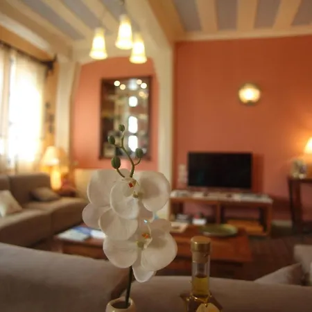 Beautiful Traditional House In *